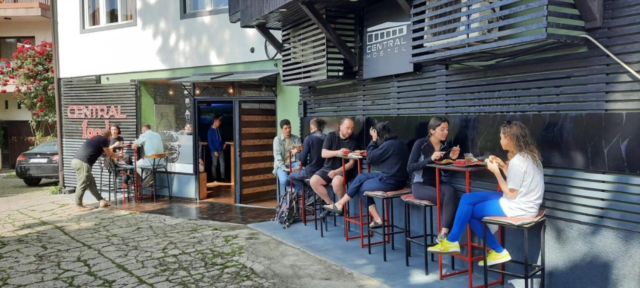 Central Hostel Печ Екстериор снимка