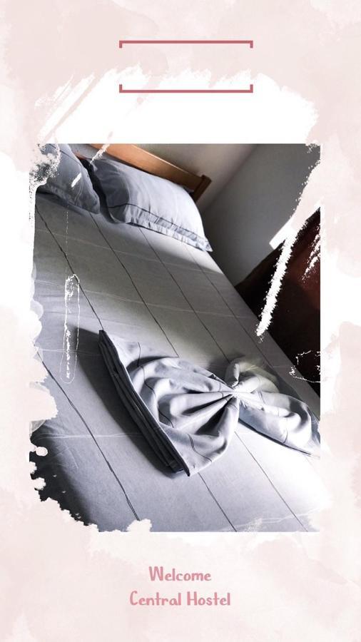 Central Hostel Печ Екстериор снимка