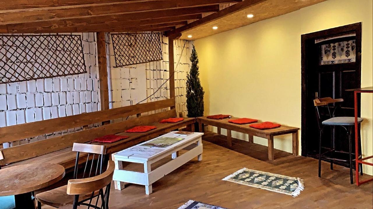 Central Hostel Печ Екстериор снимка