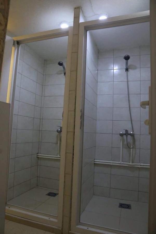 Central Hostel Печ Екстериор снимка